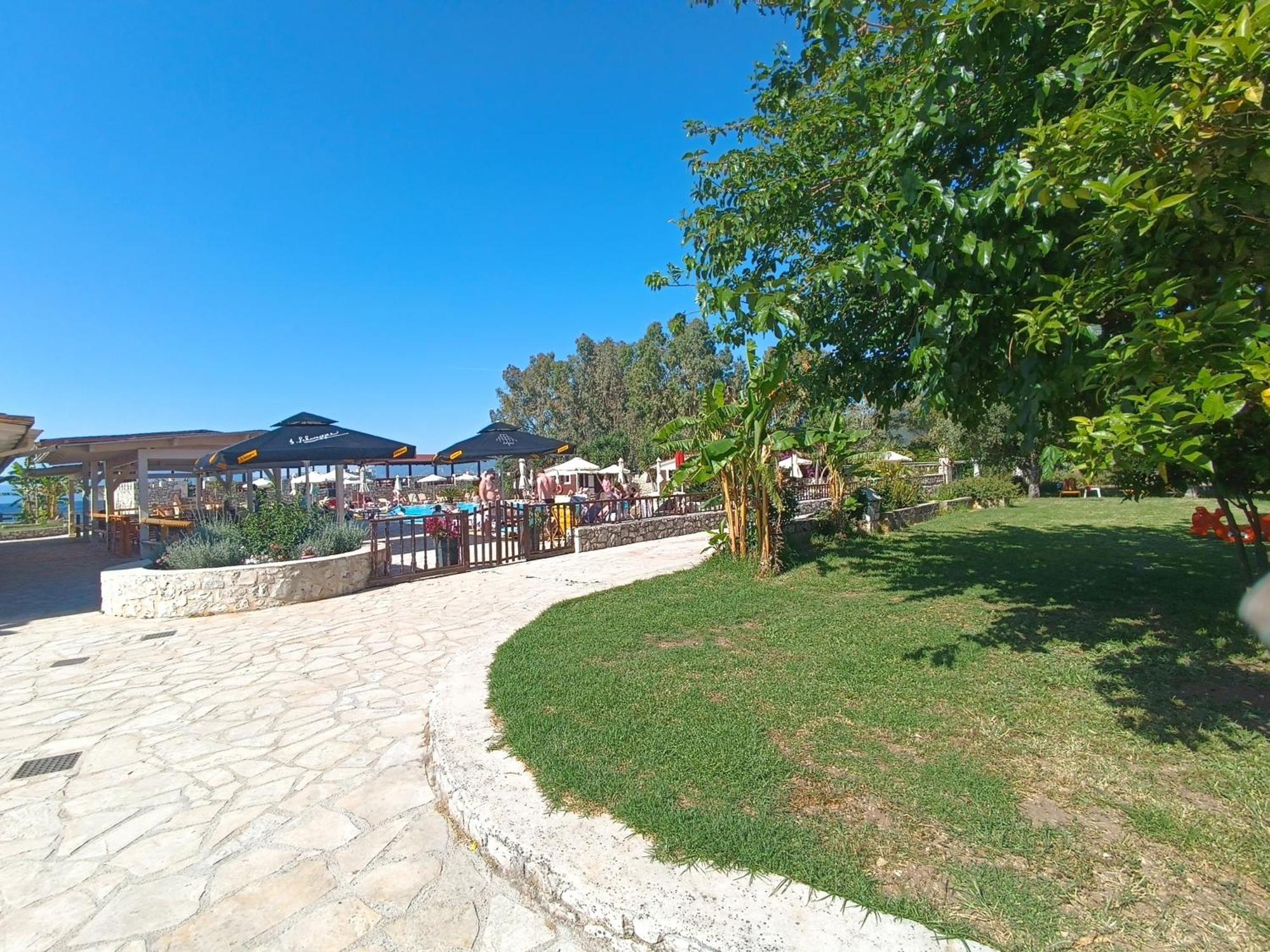 Camping Karavomilos Sami  Bagian luar foto